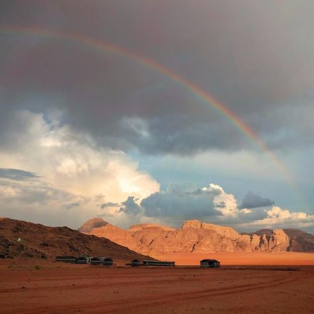 Wadi Rum Camp & Jeep Tour Екстериор снимка