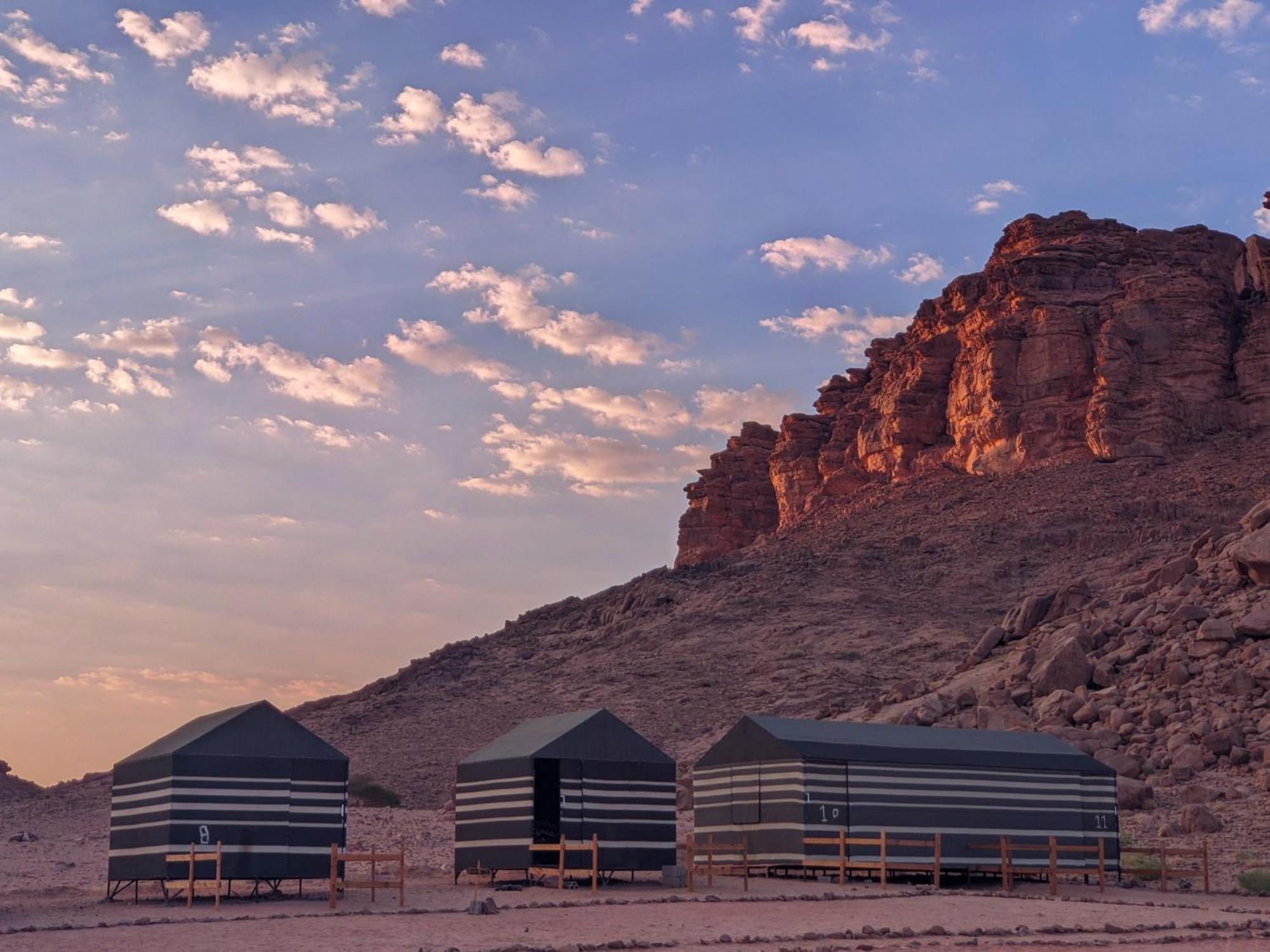 Wadi Rum Camp & Jeep Tour Екстериор снимка