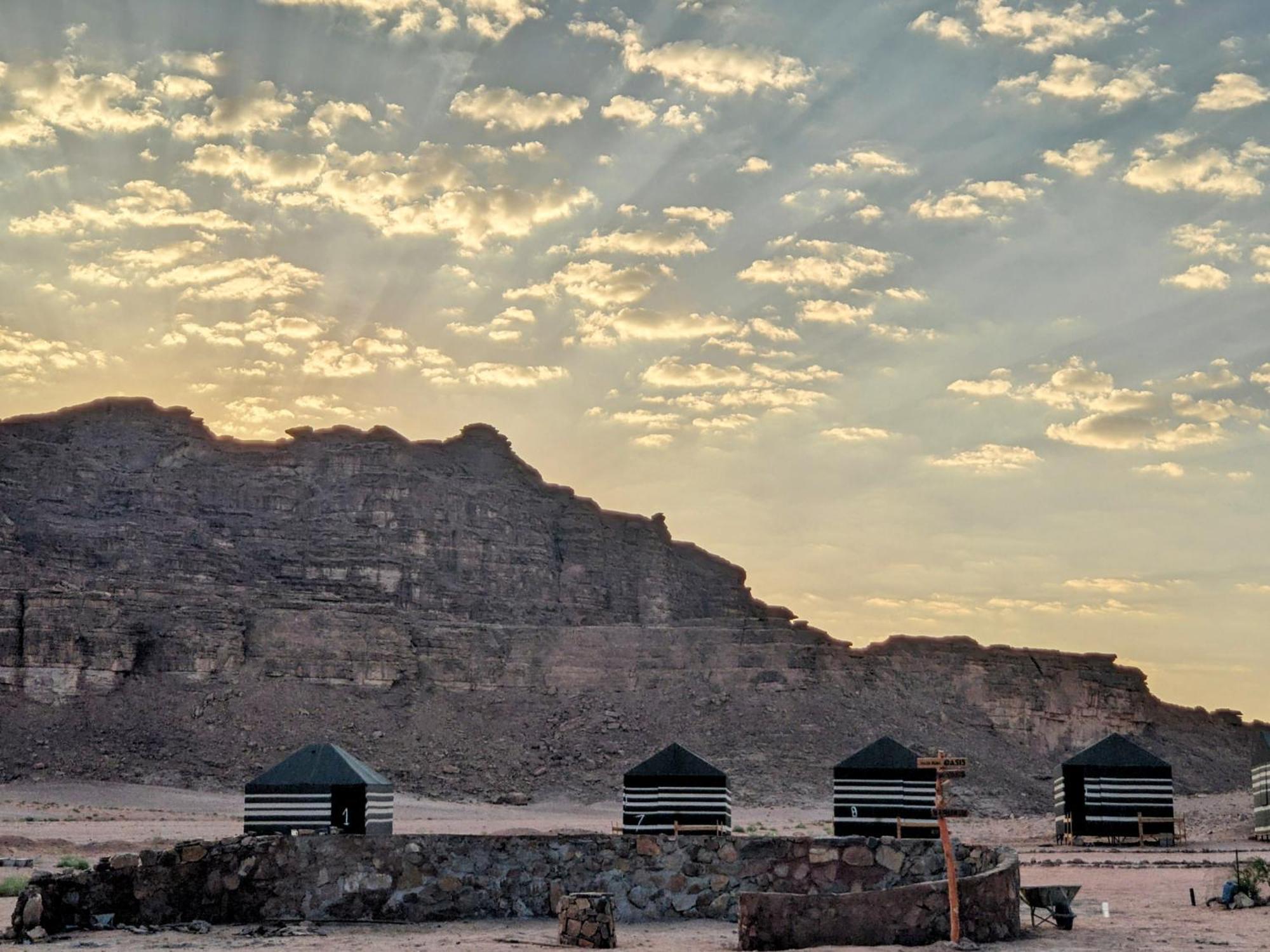 Wadi Rum Camp & Jeep Tour Екстериор снимка